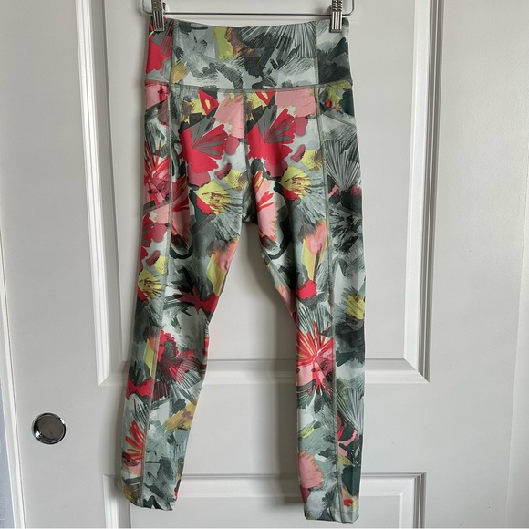 Calvin Klein Performance Floral Print Leggings - Picture 2 of 12